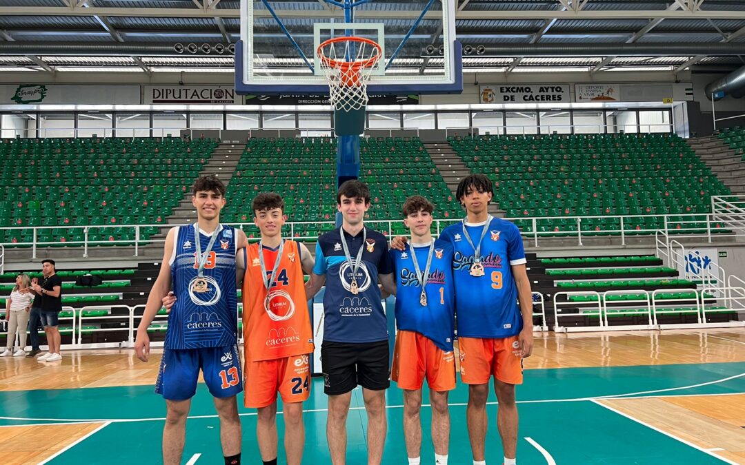 El equipo U-17 masculino, Subcampeones de Extremadura de 3×3